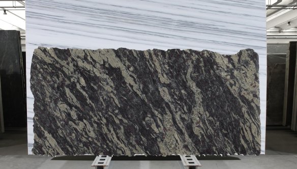 001_B035154-A_AMDLASLU03_1+1.jpg magazin-amd-001_b035154-a_amdlaslu03_1_1.jpg