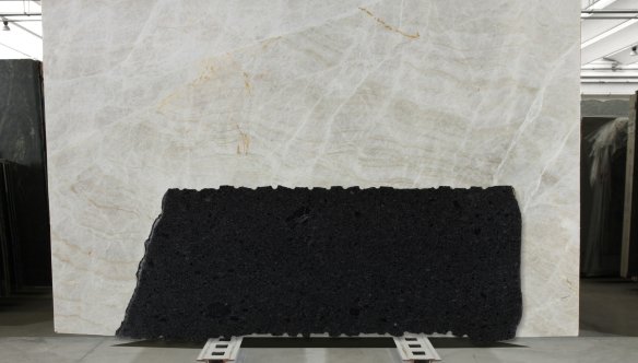 001_L000085_ARBLASLU03_7+1.jpg magazin-arb-001_l000085_arblaslu03_7_1.jpg