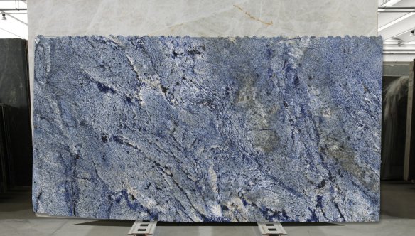 001_B052988_AZBLASLX02_26+1.jpg magazin-azb-001_b052988_azblaslx02_26_1.jpg