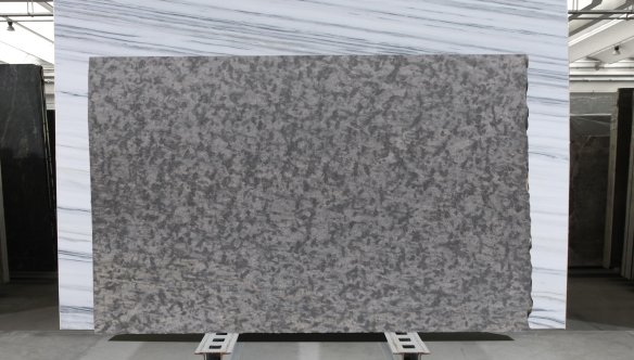 001_B017941_BFFLASSN03_20+1.jpg magazin-bff-001_b017941_bfflassn03_20_1.jpg