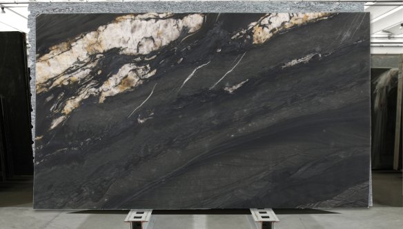 001_B051307_BKTLASLX02_61+1.jpg magazin-bkt-001_b051307_bktlaslx02_61_1.jpg