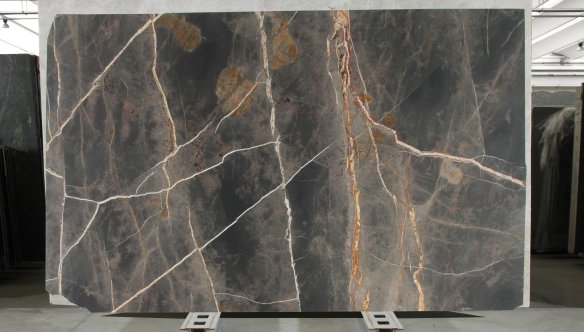 001_B052838_BRFLASVX02_34.jpg magazin-brf-001_b052838_brflasvx02_34.jpg