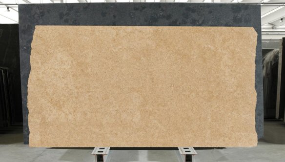 magazin-ist-001_b058249-b_istlaslu02_1_1.jpg