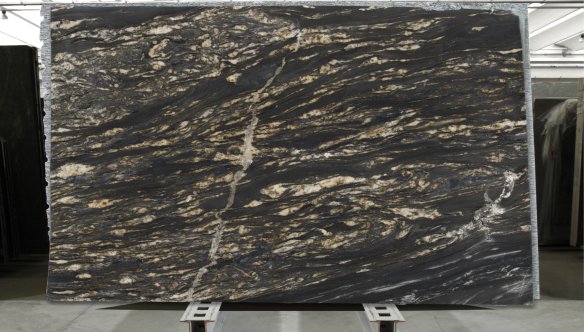 001_B053531_KURLASLX02_39+1.jpg magazin-kur-001_b053531_kurlaslx02_39_1.jpg