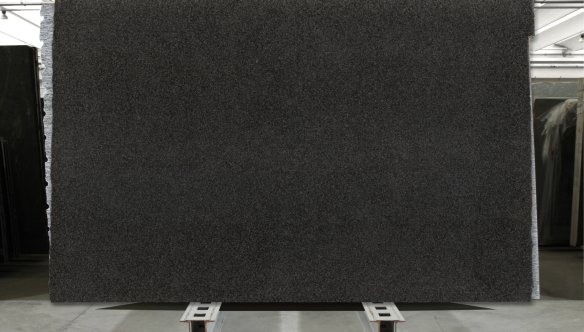 001_B056161_NAALASLU02_10+1.jpg magazin-naa-001_b056161_naalaslu02_10_1.jpg