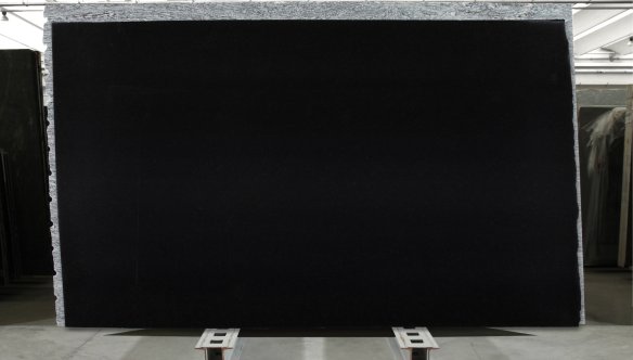magazin-naz-001_b057134_nazlaslu02_21_1.jpg
