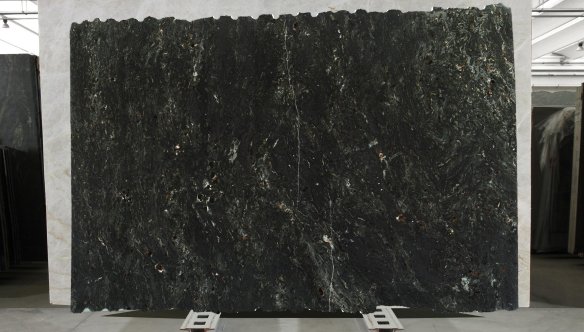 001_B011672_VSTLASLU02_17+1.jpg magazin-vst-001_b011672_vstlaslu02_17_1.jpg