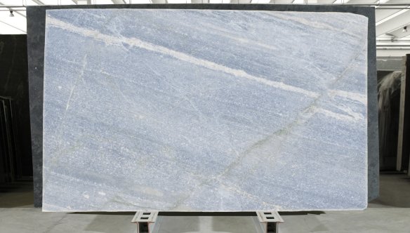 Honed material-azi-azi_las_1.jpg